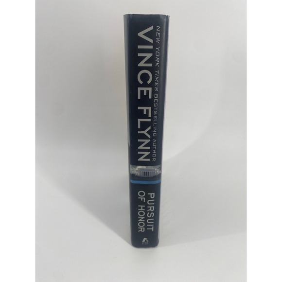 Hardcover Book // Vince Flynn // Pursuit of Honor (Mitch Rapp,‎ No. 10) // Used - Picture 6 of 6